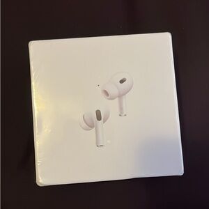 Apple AirPods Pro with MagSafe Charging Case (Typec C)